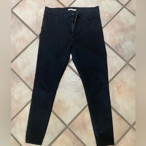 Levi Strauss &Co 720 High Rise Super Skinny size 32